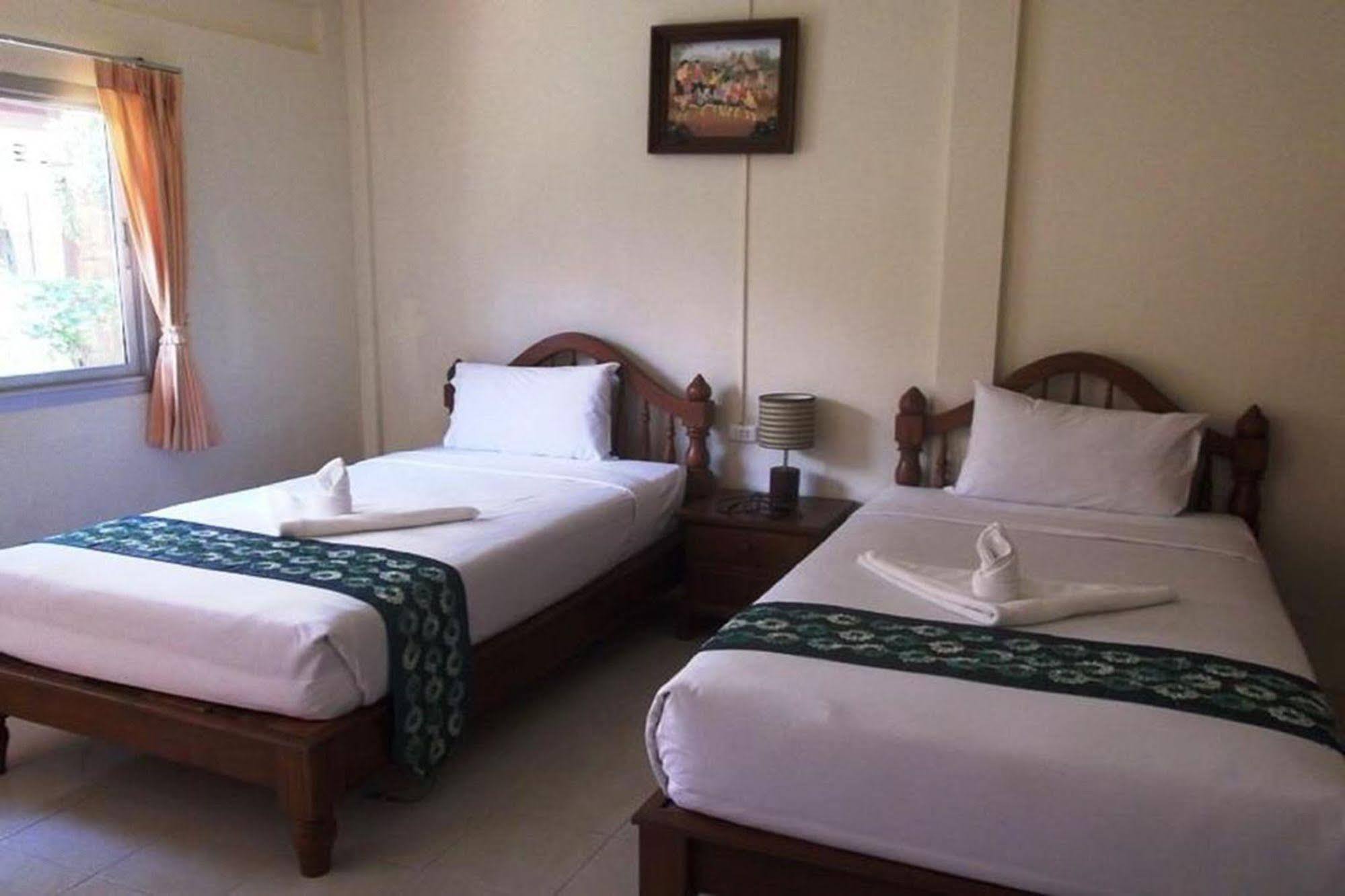 Saver Guesthouse Chaweng Beach Exteriör bild